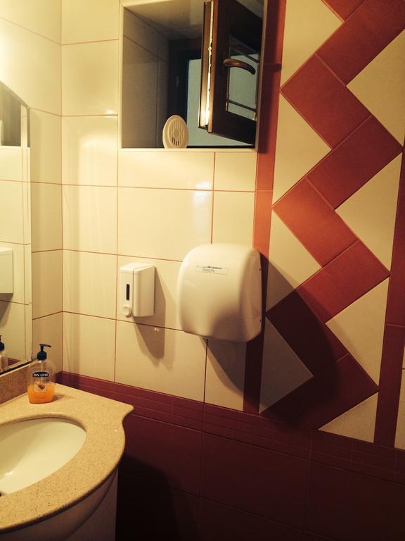 Hotel Fiama Otelu Rosu Rum bild