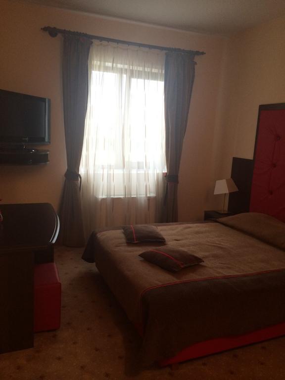 Hotel Fiama Otelu Rosu Rum bild